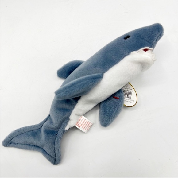 Ty Beanie Baby Crunch The Shark PVC pellets. - Picture 6 of 16